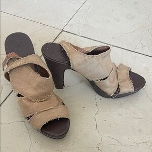 Lucky Brand Tan Women's Heeled Sandals